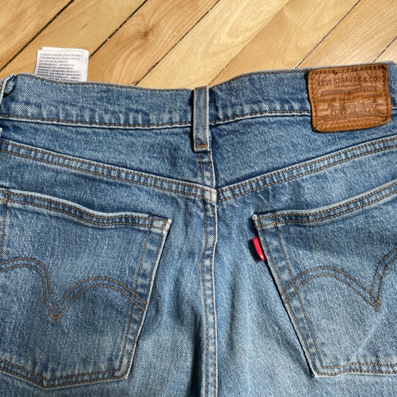 Levi’s Wedgie fit - Picture 2 of 4